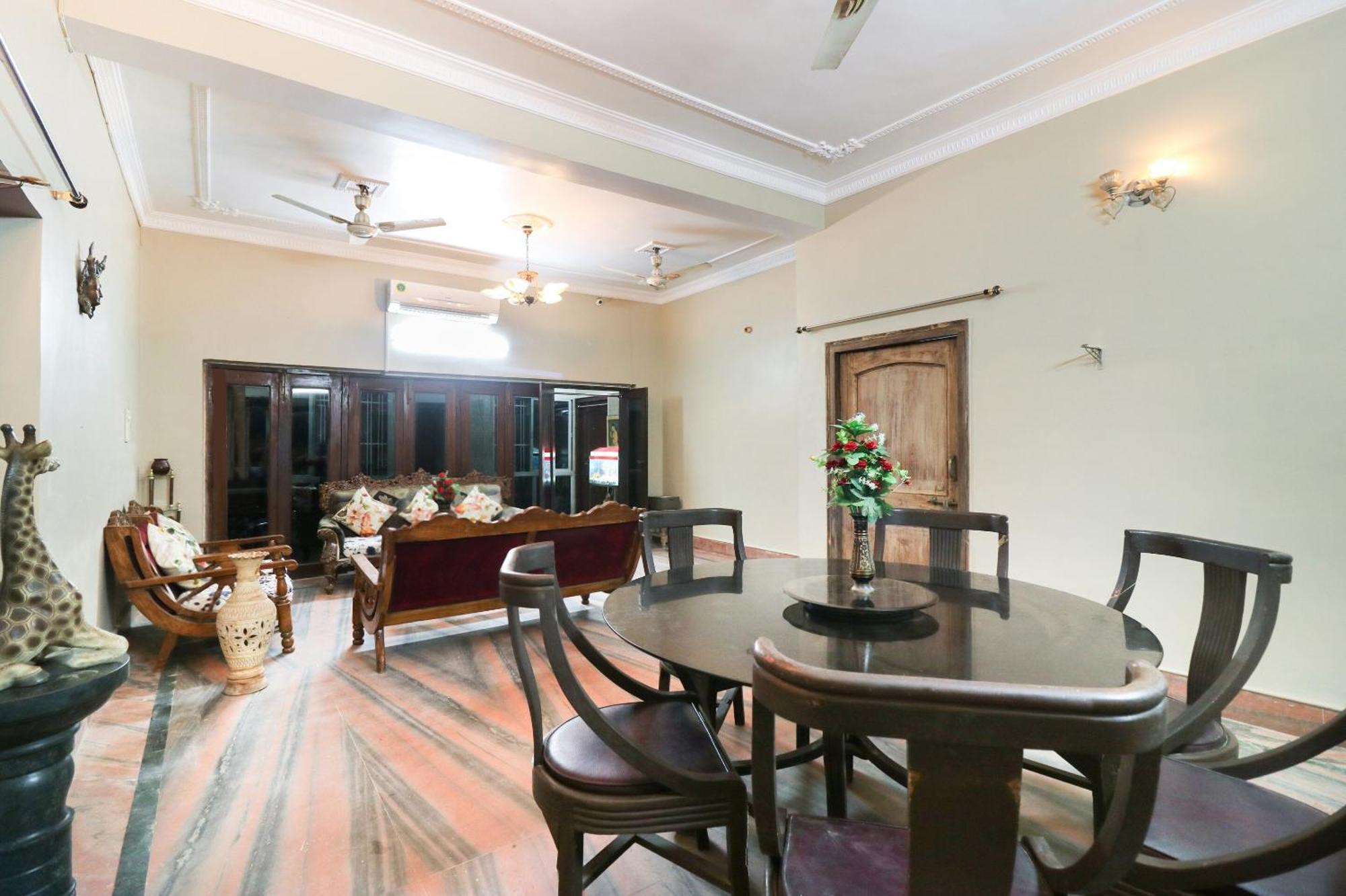 פאטנה Hotel O Royal Holiday מראה חיצוני תמונה