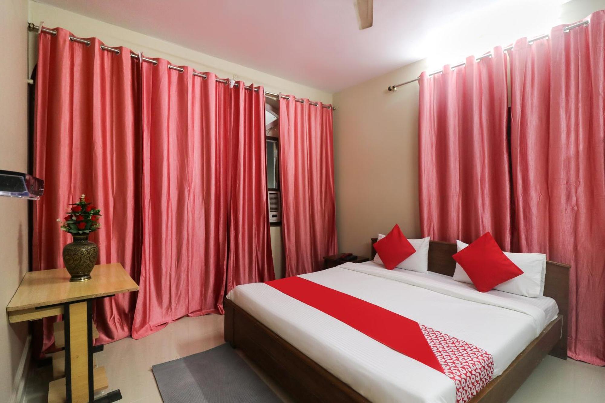 פאטנה Hotel O Royal Holiday מראה חיצוני תמונה